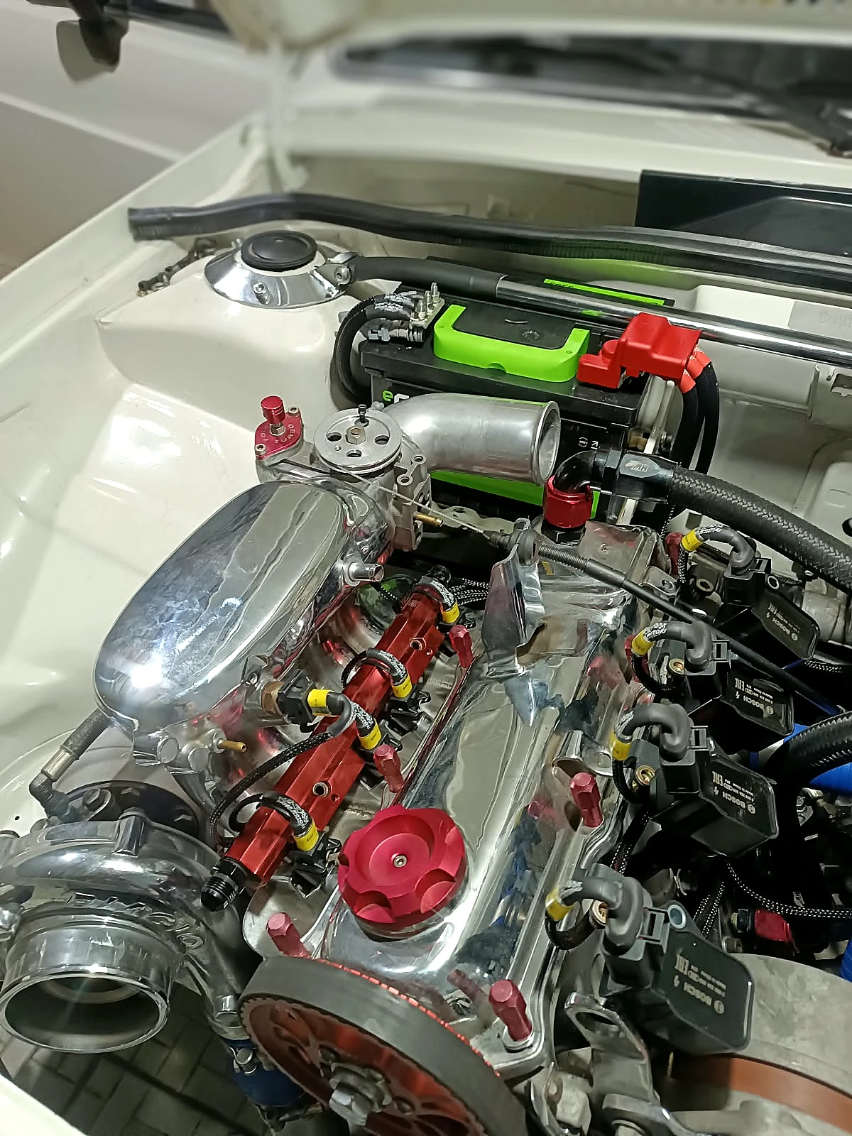 Detalhe de preparação em projeto Akira Motors