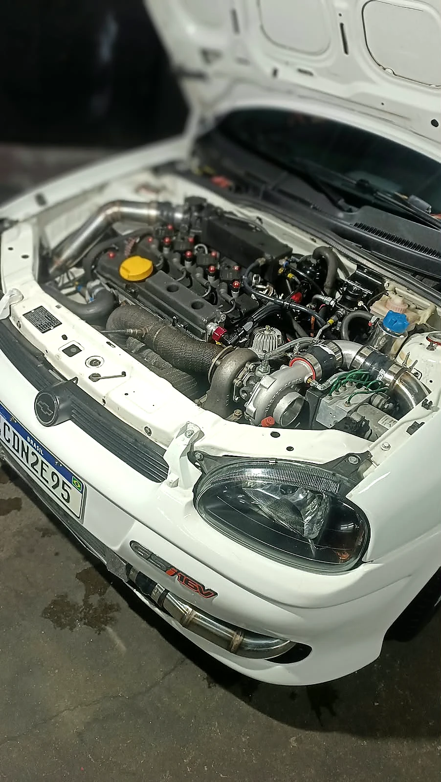 Carro em desenvolvimento na Akira Motors